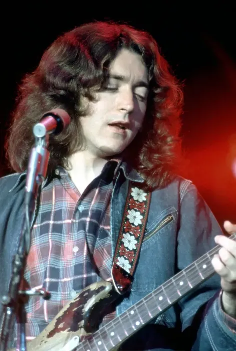 Framed Print : Photo of Rory Gallagher Framed Print : Photo of Rory Gallagher