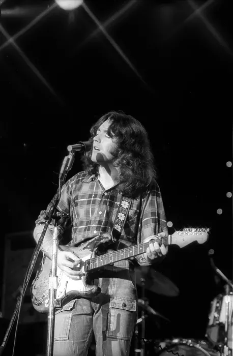 Framed Print : Photo of Rory Gallagher Framed Print : Photo of Rory Gallagher
