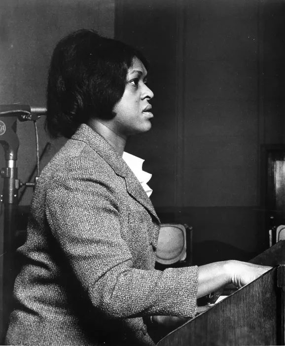 Framed Print : Photo of Shirley Scott Framed Print : Photo of Shirley Scott