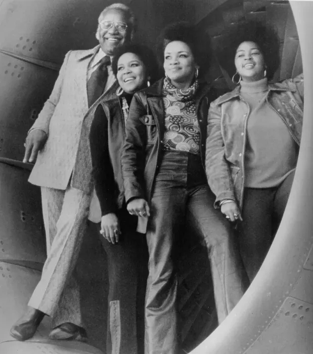 Framed Print : Photo of Staple Singers Framed Print : Photo of Staple Singers