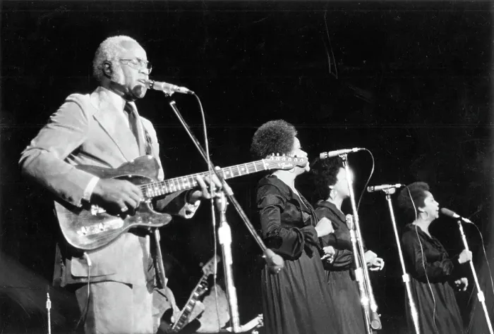 Framed Print : Photo of Staple Singers Framed Print : Photo of Staple Singers