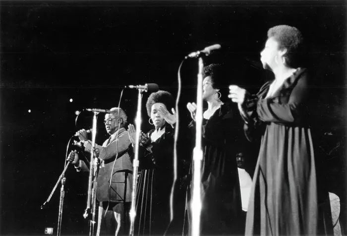 Framed Print : Photo of Staple Singers Framed Print : Photo of Staple Singers