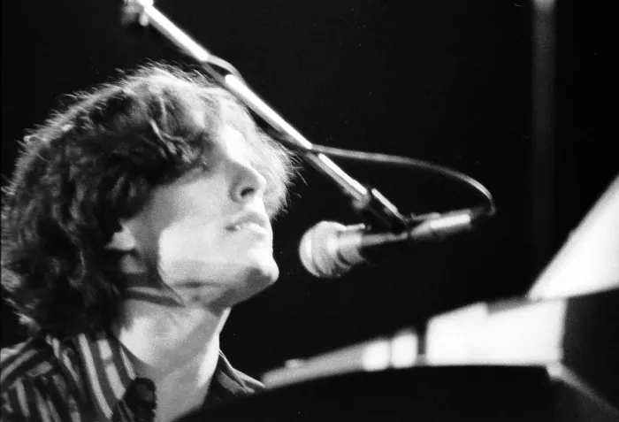 Framed Print : Photo of Steve Winwood Framed Print : Photo of Steve Winwood