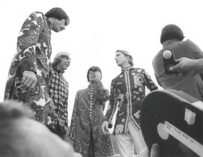 Framed Print : Photo of Strawberry Alarm Clock Framed Print : Photo of Strawberry Alarm Clock