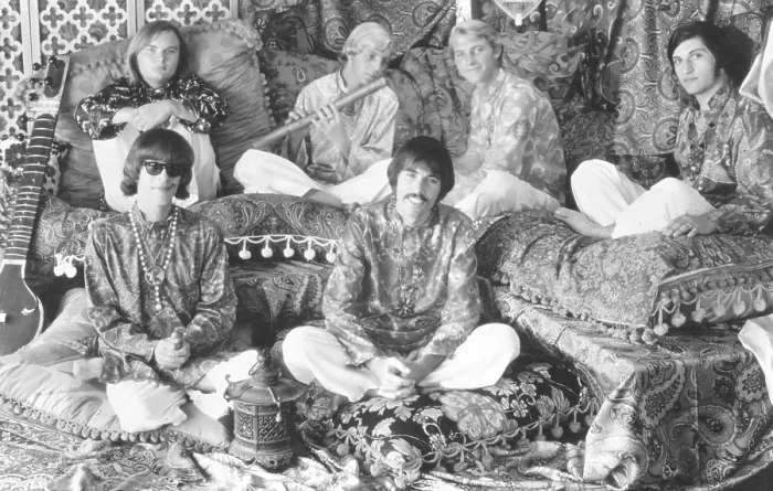 Framed Print : Photo of Strawberry Alarm Clock Framed Print : Photo of Strawberry Alarm Clock