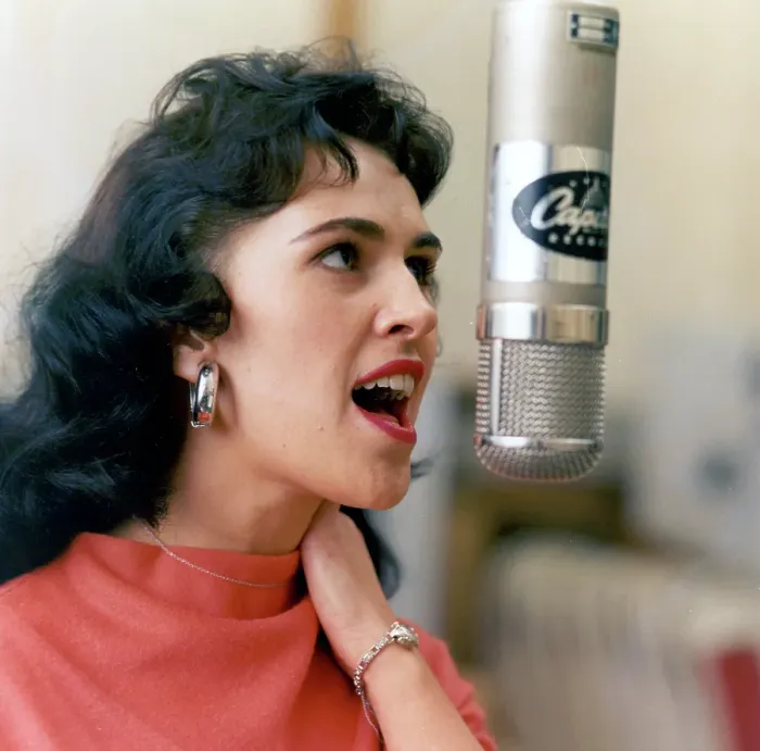 Framed Print : Photo of Wanda Jackson Framed Print : Photo of Wanda Jackson