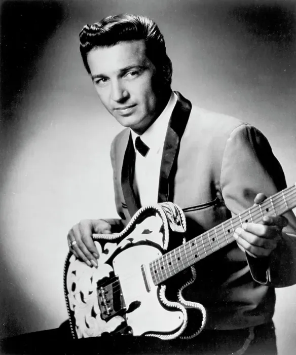 Framed Print : Photo of Waylon Jennings Framed Print : Photo of Waylon Jennings