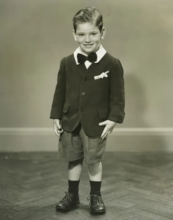 Framed Print : photography, black and white, Looking away, Full length, Smiling, Standing, Elegant