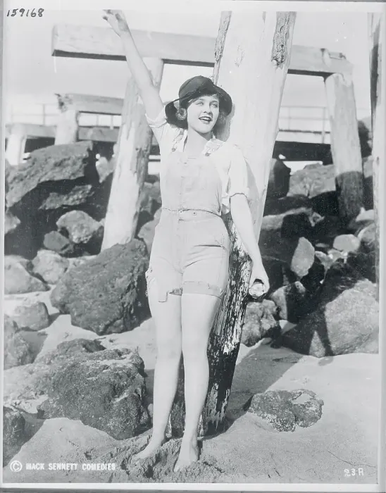 Framed Print : Phyllis Haver Wearing Shorts Outfit on the Beach Framed Print : Phyllis Haver Wearing Shorts Outfit on the Beach