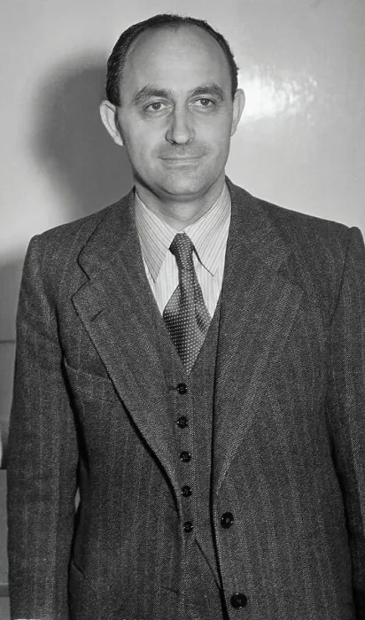 Framed Print : Physics Nobel Prize Winner Enrico Fermi Posing Framed Print : Physics Nobel Prize Winner Enrico Fermi Posing