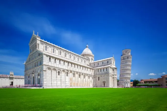Framed Print : Piazza dei Miracoli in Pisa, Tuscany, Italy Framed Print : Piazza dei Miracoli in Pisa, Tuscany, Italy