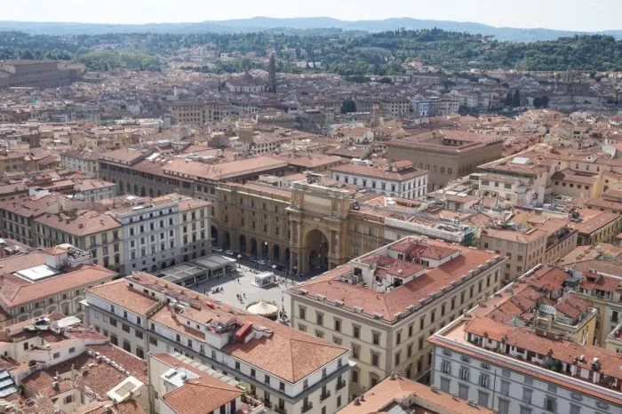 Framed Print : Piazza della Repubblica and surroundings, Florence, Italy Framed Print : Piazza della Repubblica and surroundings, Florence, Italy
