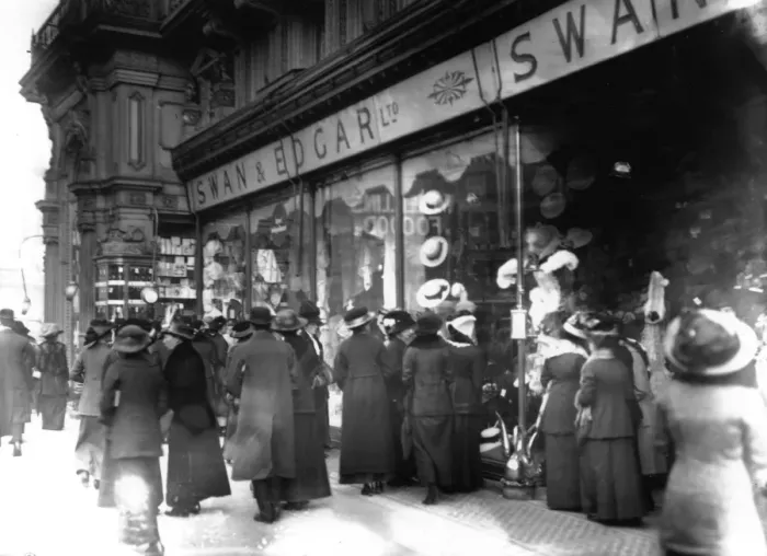Framed Print : Piccadilly Shop 1914 Framed Print : Piccadilly Shop 1914