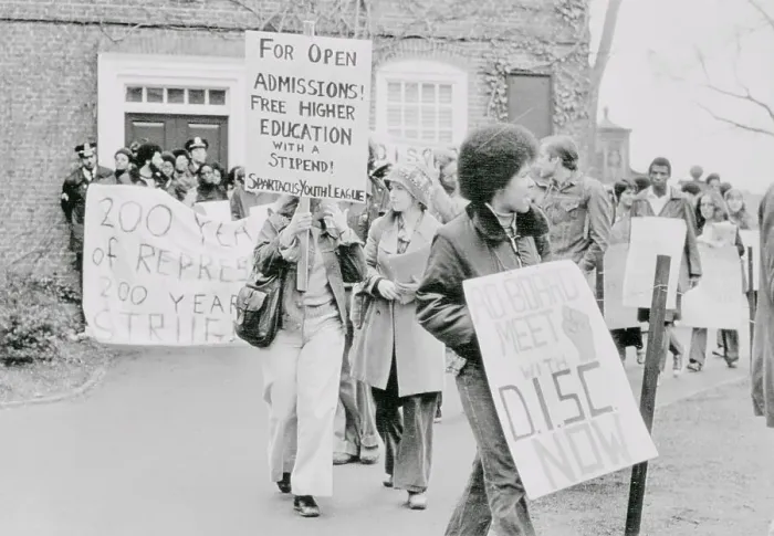 Framed Print : Pickets Stand In Front And Walk Around Framed Print : Pickets Stand In Front And Walk Around