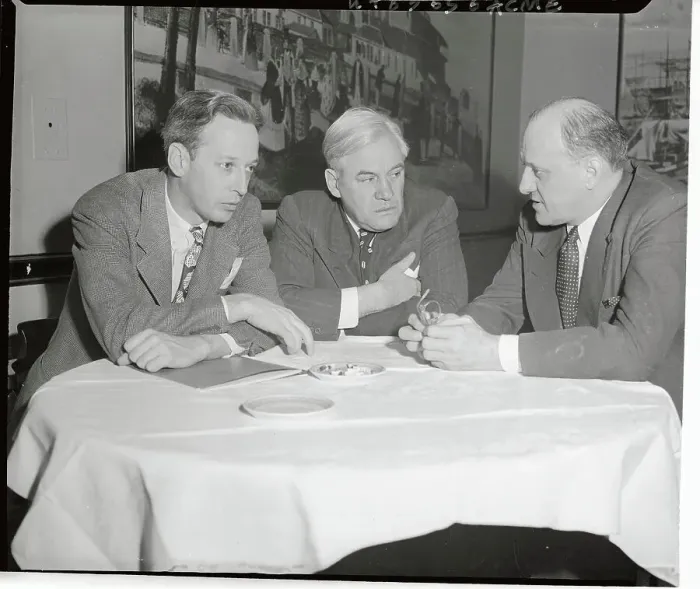 Framed Print : Picture of Harry Thayer, James Conzelman and George Halas Framed Print : Picture of Harry Thayer, James Conzelman and George Halas