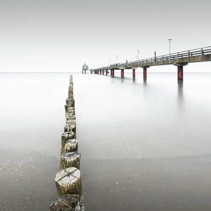 Framed Print : Pier with diving gondola at the Baltic resort Zingst, Germany Framed Print : Pier with diving gondola at the Baltic resort Zingst, Germany