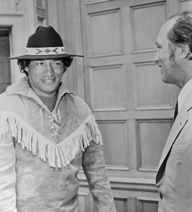 Framed Print : Pierre Elliott Trudeau meeting with Jim Sinclair Framed Print : Pierre Elliott Trudeau meeting with Jim Sinclair