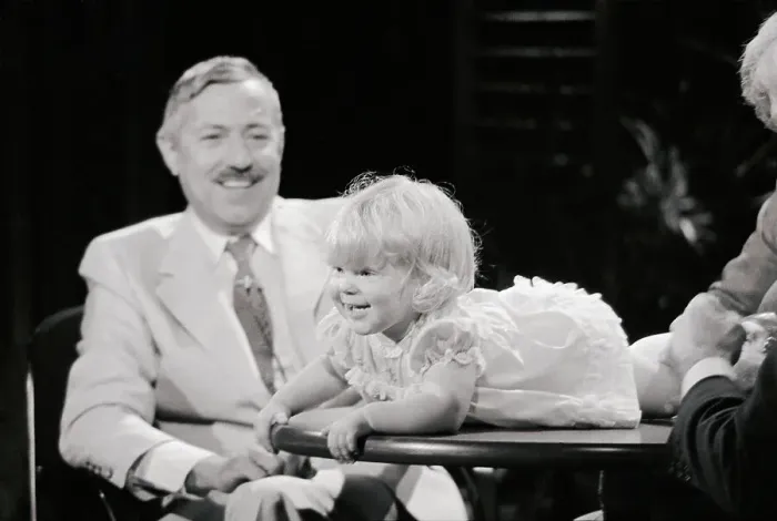 : Pierre Soupart and Louise Brown Appearing on The Phil Donahue Show : Pierre Soupart and Louise Brown Appearing on The Phil Donahue Show