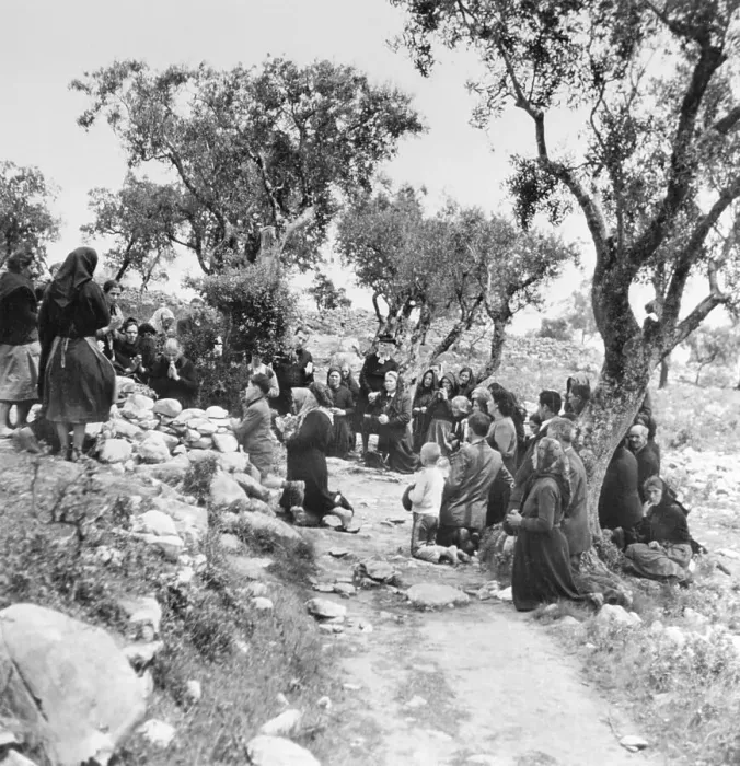 Framed Print : Pilgrims Kneeling at Fatima Shrine Framed Print : Pilgrims Kneeling at Fatima Shrine