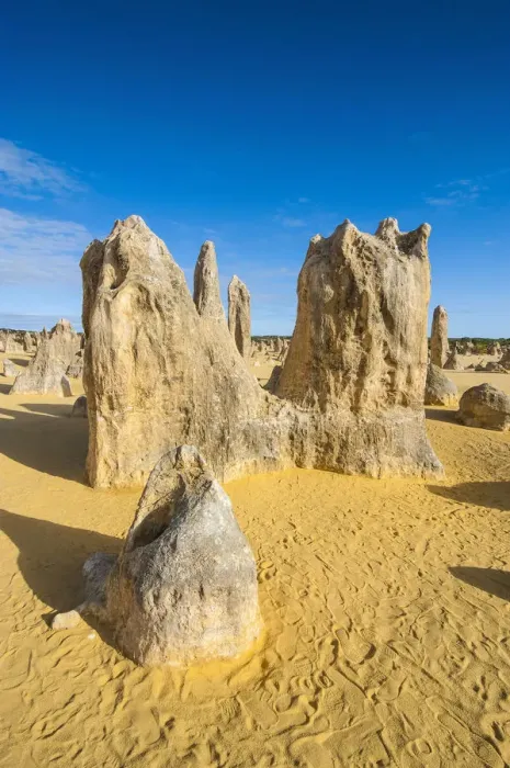 Framed Print : The Pinnacles limestone formations, Nambung National Park, Western Australia Framed Print : The Pinnacles limestone formations, Nambung National Park, Western Australia