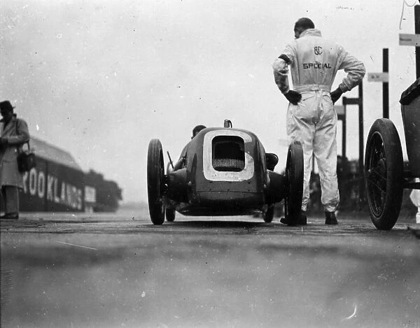 Pit Stop. 4th October 1930: B C Special stops for a pit stop during a 500