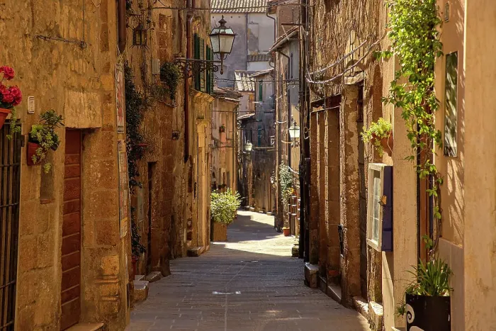 Framed Print : Pitigliano, Tuscany, Italy Framed Print : Pitigliano, Tuscany, Italy