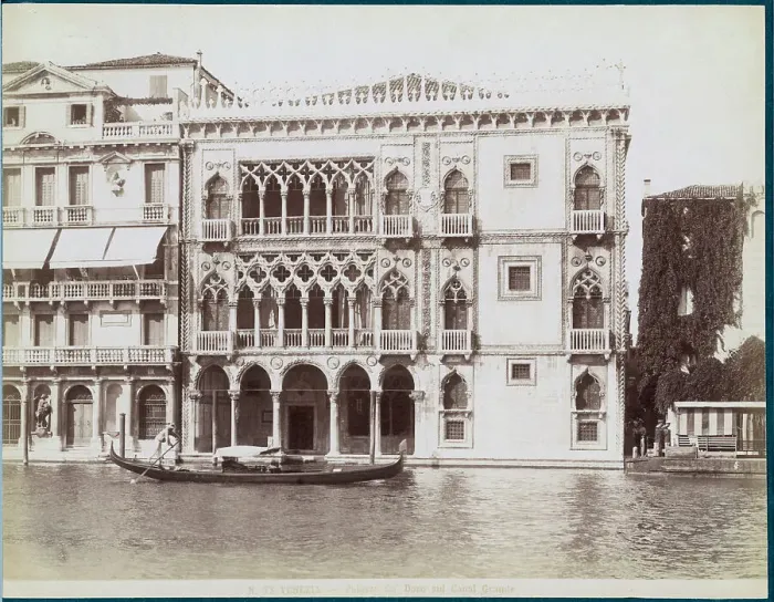 Framed Print : Plaza Doro on the Grand Canal / Venice Framed Print : Plaza Doro on the Grand Canal / Venice