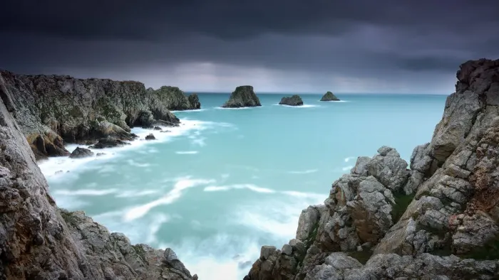 Framed Print : The pointe de Pen-Hir, Crozon peninsula in Brittany