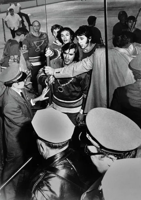 Framed Print : Police Break Up Ice Hockey fight In Philadelphia Framed Print : Police Break Up Ice Hockey fight In Philadelphia