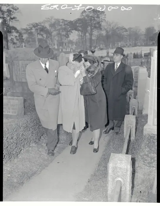 Framed Print : Policemen Escorting Rose Reles at Her Husband's Burial site Framed Print : Policemen Escorting Rose Reles at Her Husband's Burial site