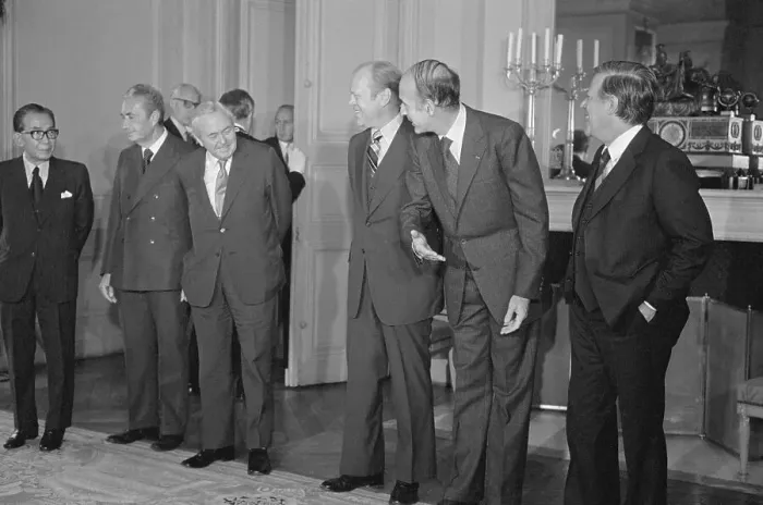 Framed Print : Political leaders posing For Official Photo Framed Print : Political leaders posing For Official Photo