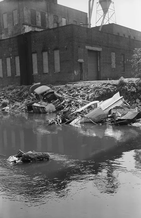 Framed Print : Polluted Waters of the Bronx River