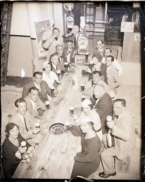 Framed Print : Polly Moran & Friends At A Beer Party Framed Print : Polly Moran & Friends At A Beer Party