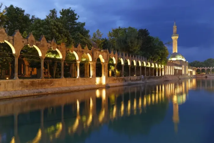 Framed Print : Pond of Abraham with Rizvaniye Mosque, Balikligol pond and Rizvaniye Camii, Sanliurfa, Urfa, Sanliurfa, Southeastern Anatolia Region, Anatolia, Turkey Framed Print : Pond of Abraham with Rizvaniye Mosque, Balikligol pond and Rizvaniye Camii, Sanliurfa, Urfa, Sanliurfa, Southeastern Anatolia Region, Anatolia, Turkey