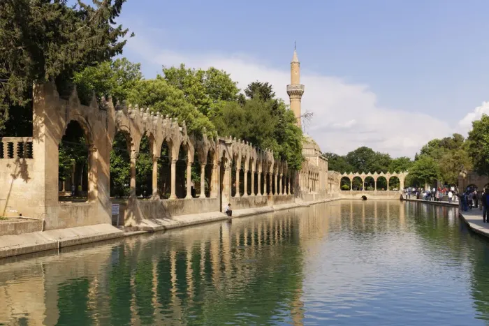Framed Print : Pond of Abraham with Rizvaniye Mosque, Balikligol pond and Rizvaniye Camii, Sanliurfa, Urfa, Sanliurfa, Southeastern Anatolia Region, Anatolia, Turkey Framed Print : Pond of Abraham with Rizvaniye Mosque, Balikligol pond and Rizvaniye Camii, Sanliurfa, Urfa, Sanliurfa, Southeastern Anatolia Region, Anatolia, Turkey