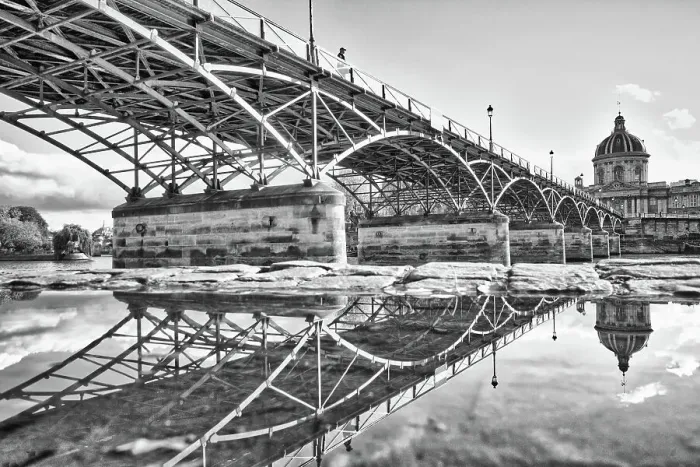 Framed Print : The Pont des Arts, on the Seine, in Paris, France