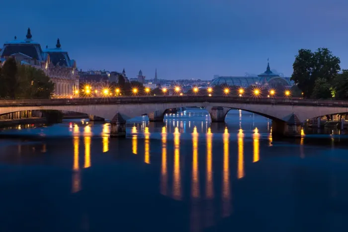 Framed Print : Pont du Carrousel in Paris