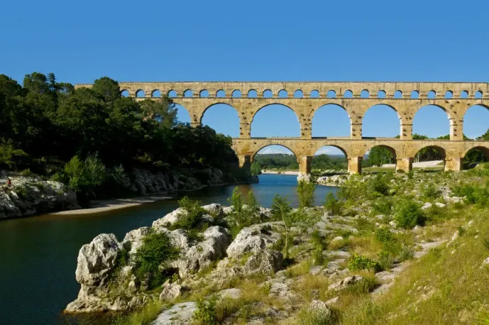 Framed Print : Pont Du Gard, Roman Bridge, Nimes, France Framed Print : Pont Du Gard, Roman Bridge, Nimes, France