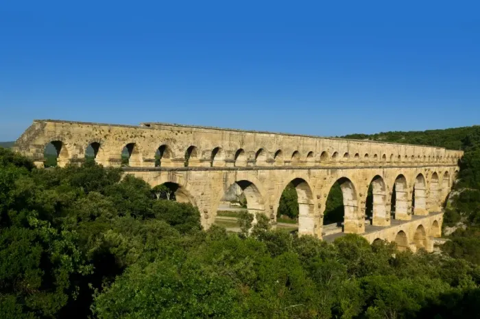 Framed Print : Pont Du Gard, Roman Bridge, Nimes, France Framed Print : Pont Du Gard, Roman Bridge, Nimes, France