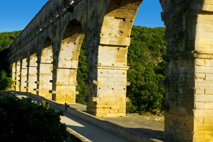 Framed Print : Pont Du Gard, Roman Bridge, Nimes, France Framed Print : Pont Du Gard, Roman Bridge, Nimes, France