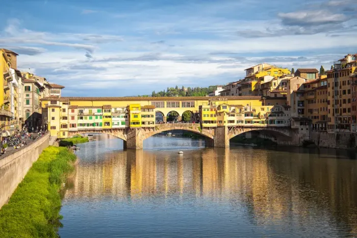 Framed Print : The Ponte Vecchio Framed Print : The Ponte Vecchio