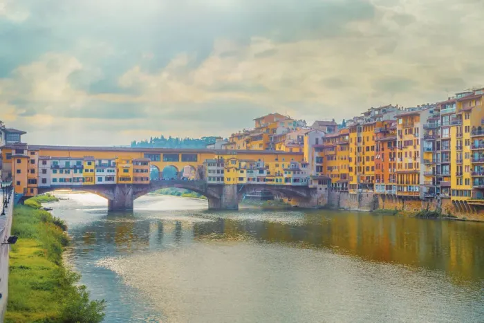 Framed Print : Ponte Vecchio in Florence, Tuscany, Italy Framed Print : Ponte Vecchio in Florence, Tuscany, Italy