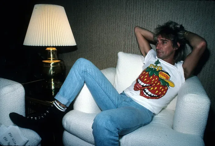 Framed Print : Pop Rocky. LOS ANGELES - DECEMBER 1983: Rock singer Rod Stewart poses for Framed Print : Pop Rocky. LOS ANGELES - DECEMBER 1983: Rock singer Rod Stewart poses for