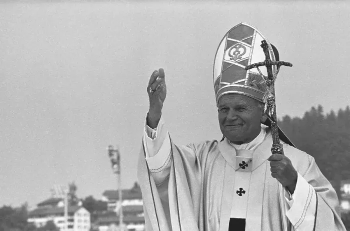 Framed Print : Pope John Paul II Waves During Mass Framed Print : Pope John Paul II Waves During Mass