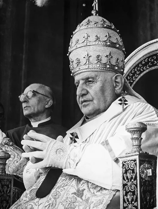Framed Print : Pope John XXIII Seated in Throne Framed Print : Pope John XXIII Seated in Throne