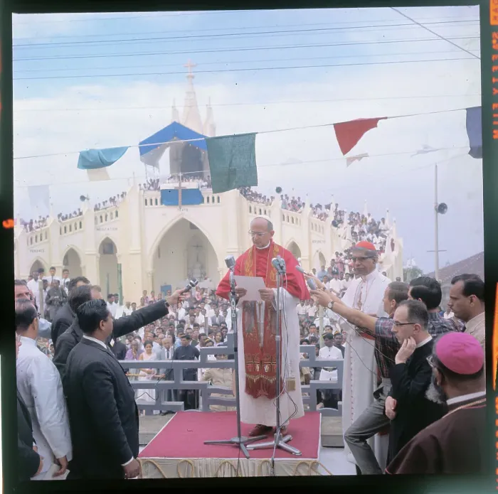 Framed Print : Pope Paul VI Delivering Speech Framed Print : Pope Paul VI Delivering Speech