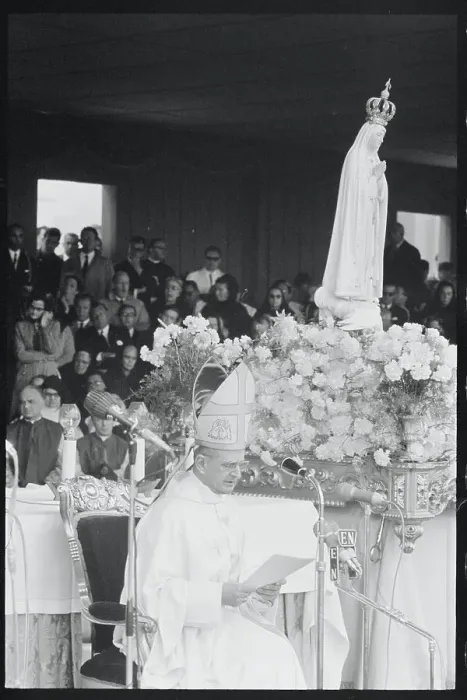 Framed Print : Pope Paul VI Reading a Speech Framed Print : Pope Paul VI Reading a Speech