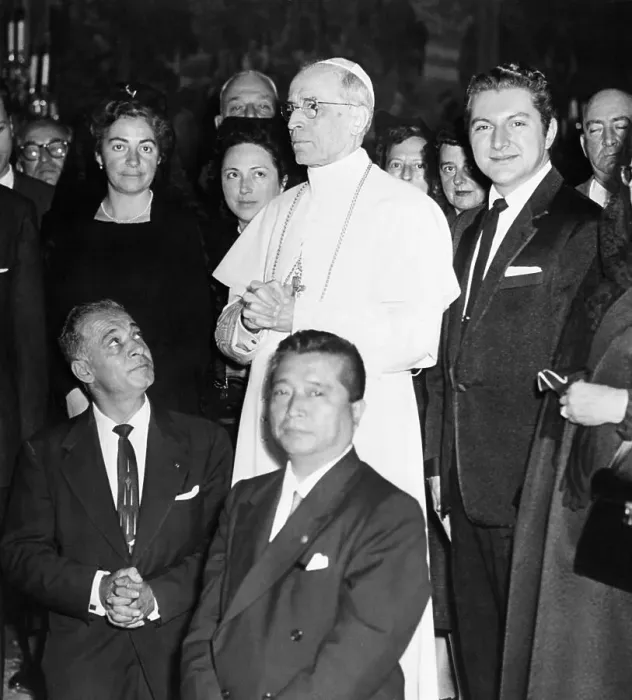 Framed Print : Pope Pius Receives Liberace Framed Print : Pope Pius Receives Liberace
