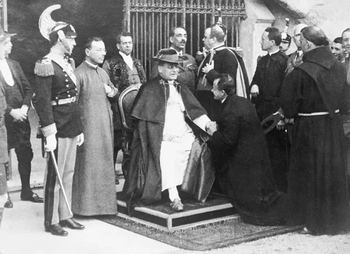 Framed Print : Pope Pius XI with Entourage Framed Print : Pope Pius XI with Entourage