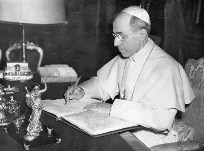 Framed Print : Pope Pius XII Signs Bull of Assumption Framed Print : Pope Pius XII Signs Bull of Assumption
